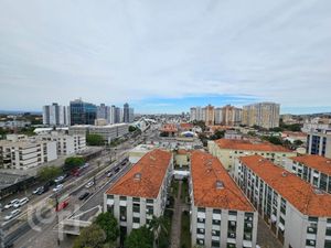 Image 16 - 895808