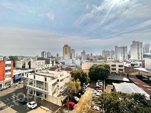 Image 14 - 895822