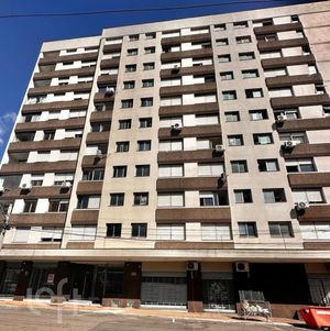 Image 8 - 895822