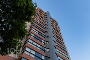 Image 50 - 895826