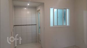 Image 10 - 895829