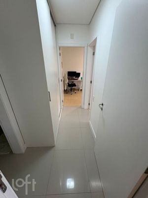 Image 14 - 895840
