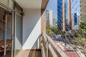 Image 2 - 895841