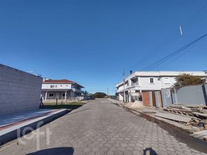 Image 19 - 895842