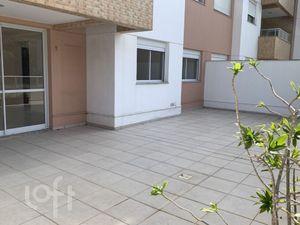 Image 8 - 895844