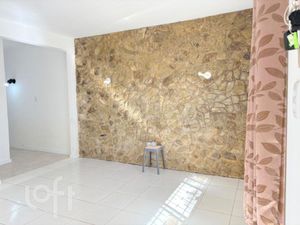 Image 8 - 895850