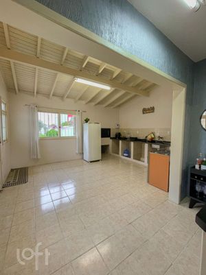 Image 23 - 895857