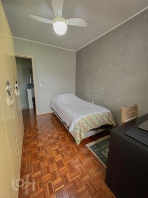 Image 15 - 895857