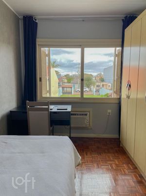 Image 17 - 895857