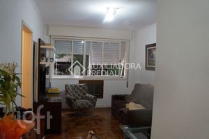 Image 8 - 895877