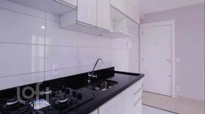 Image 4 - 895901