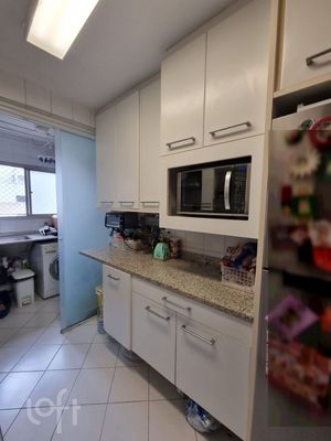 Image 10 - 895903