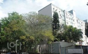 Image 8 - 895925