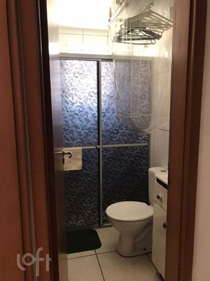 Image 17 - 895933