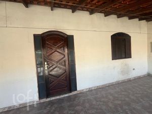 Image 6 - 895941