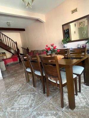 Image 13 - 895941