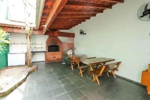 Image 44 - 895945