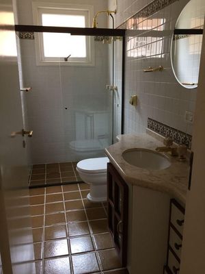 Image 13 - 895954