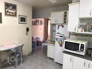 Image 10 - 895955