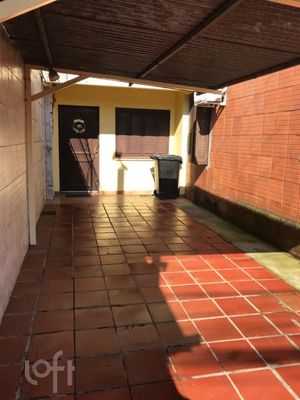 Image 17 - 895955