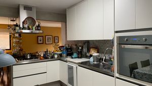 Image 6 - 895956