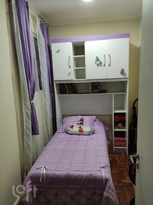 Image 8 - 895957