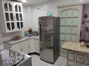 Image 6 - 895957