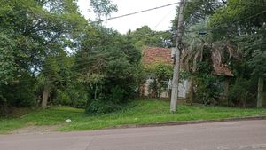 Image 1 - 895959