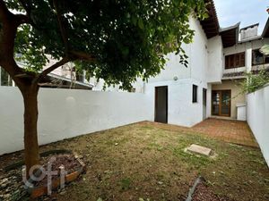 Image 9 - 895961