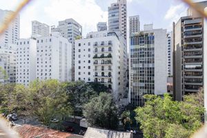 Image 4 - 895965