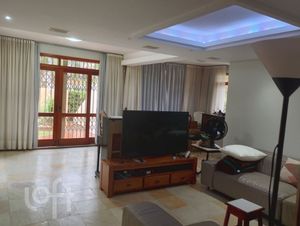 Image 6 - 895966