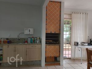 Image 3 - 895966