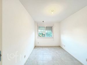 Image 1 - 895974