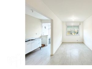 Image 8 - 895974