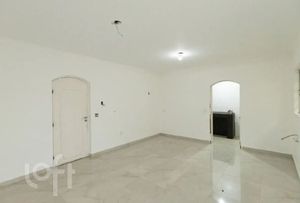 Image 4 - 895977