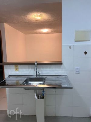 Image 12 - 895984