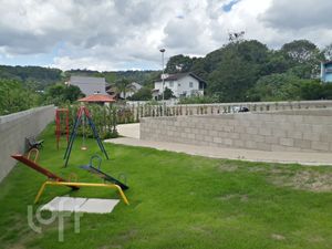 Image 15 - 895989
