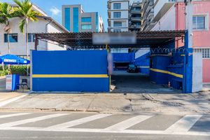 Image 1 - 895995