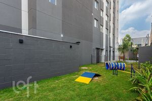 Image 7 - 896009