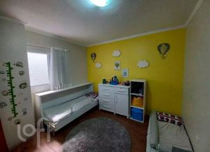 Image 8 - 896010