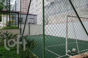 Image 6 - 896018