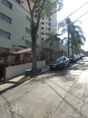 Image 17 - 896019