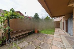 Image 19 - 896031