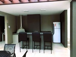Image 3 - 896035