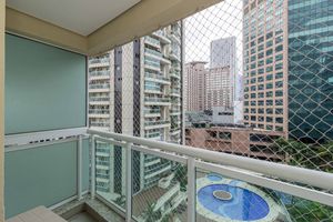 Image 30 - 896047
