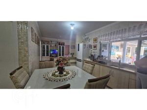 Image 9 - 896065
