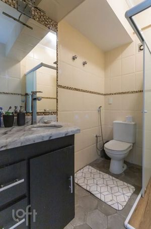 Image 8 - 896080