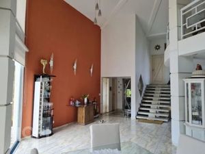 Image 3 - 896084