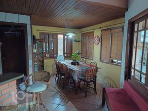 Image 9 - 896090