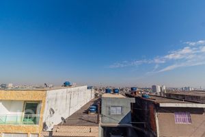 Image 32 - 896095